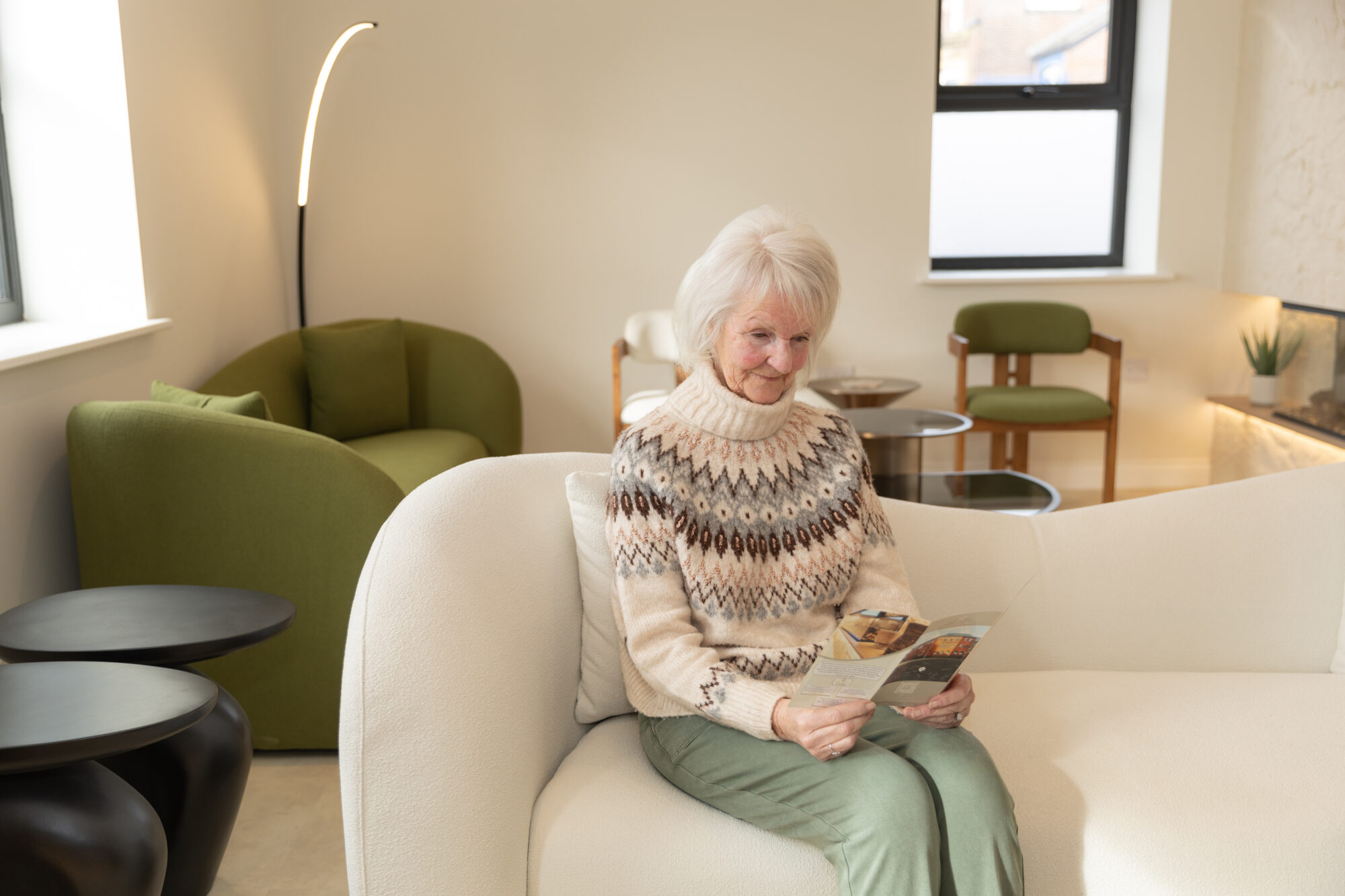 Dental Implants vs Dentures: Which Is Right for You in Bolton?